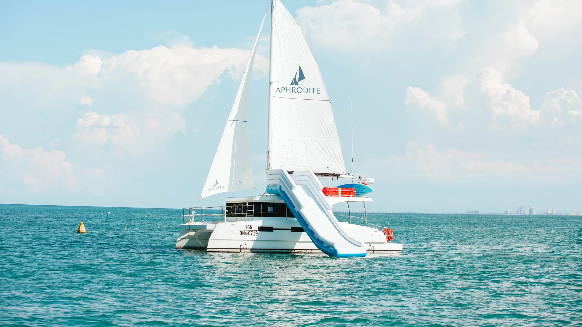 Private Tour | Enjoy an ultimate lifestyle with Aphrodite Yacht